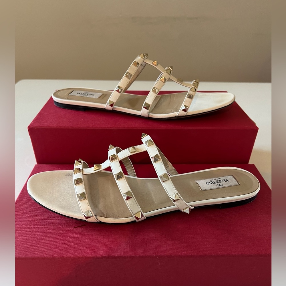 Valentino Garavani Rock Stud Leather Sandals 42 - Picture 3 of 12